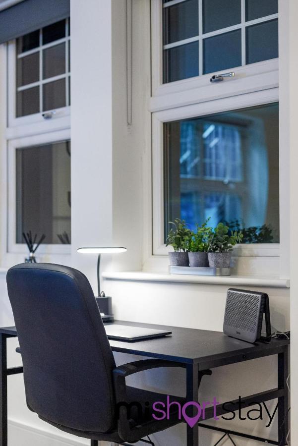 The Residence Fitzrovia - Private One Bedroom Apartment With Own Entrance Лондон Экстерьер фото